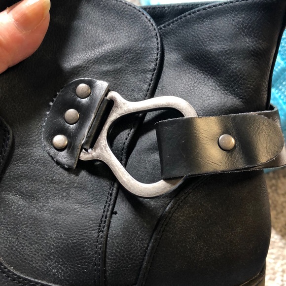 Muk Luks Hayden size 9 Water Resistant ankle boots - Picture 3 of 5